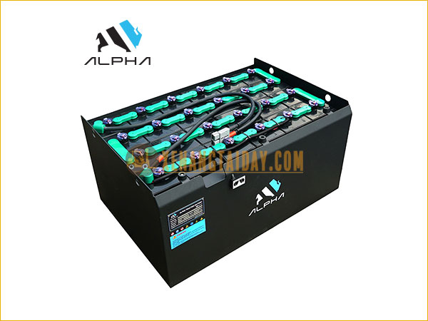ALPHA TRACTION BATTERY