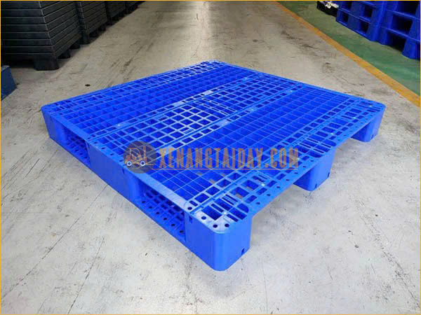 Pallet nhựa phù hợp với ngành thuỷ sản