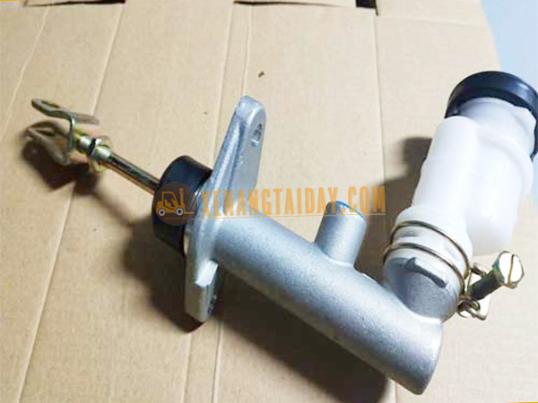 Heo tổng phanh Nissan