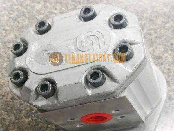 Bơm thuỷ lực Xe nâng Hyster