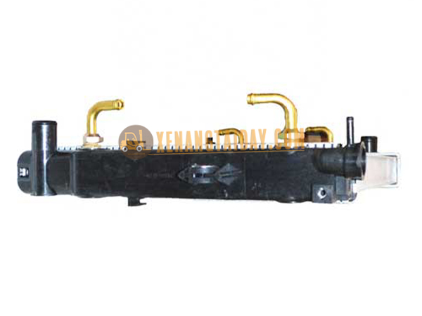 Két nước xe nâng Toyota