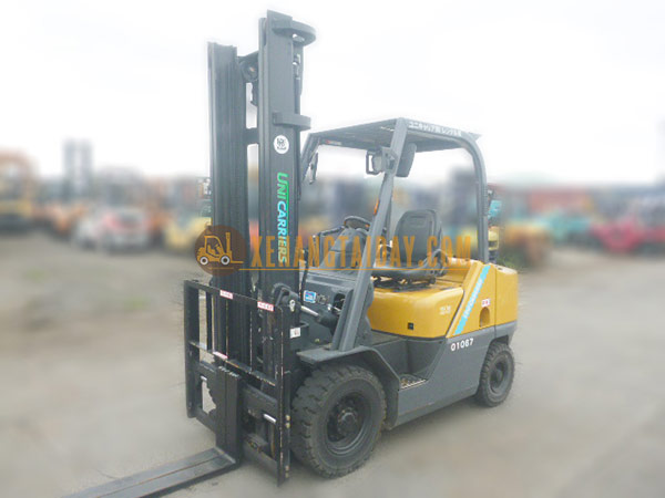 Xe Nâng Dầu UNICARRIERS FHD25T5 - 2