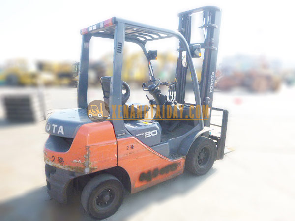 Xe nâng Xăng TOYOTA 8FG20