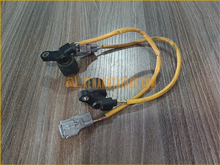 Cảm biến chân lái xe nâng điện đứng lái TOYOTA