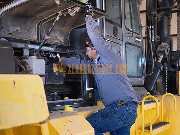 Sửa xe nâng Tiền Giang - Dịch vụ sửa xe nâng uy tín