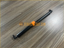 Ty giữ nắp capô xe nâng