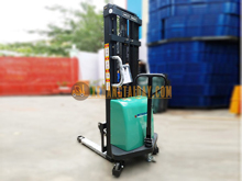 Xe nâng bán tự động Mitsulift SES20/30