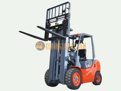 Xe nâng dầu 3 tấn Nhật Bản - Xe nâng dầu 3 tấn giá rẻ
