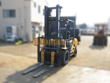 Xe Nâng Dầu KOMATSU FD35AT-17