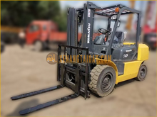 Xe Nâng Dầu KOMATSU FD50AT-7