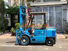 Xe nâng dầu MITSUBISHI FD25