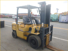 Xe nâng dầu MITSUBISHI FD35A