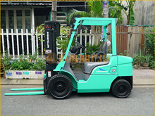 Xe nâng dầu MITSUBISHI FDE25T