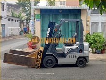 Xe nâng dầu NISSAN FL01A15
