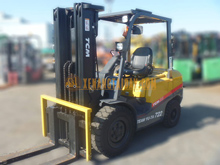 Xe nâng dầu TCM FD35T3S