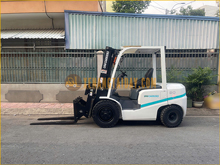 Xe nâng dầu UNICARRIERS FD30T4