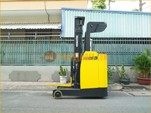 Xe nâng điện đứng lái KOMATSU FB13RCF-12