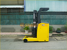 Xe nâng điện đứng lái KOMATSU FB15RL-14