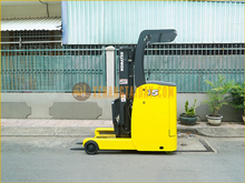 Xe nâng điện đứng lái KOMATSU FB15RL-14