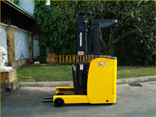 Xe nâng điện đứng lái KOMATSU FB15RL-15