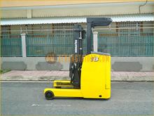 Xe nâng điện đứng lái KOMATSU FB18RL-15