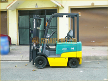 Xe nâng điện ngồi lái KOMATSU FB14EX-11