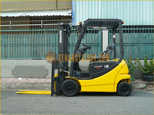 Xe nâng điện ngồi lái KOMATSU FB15-12