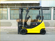 Xe nâng điện ngồi lái KOMATSU FB15-12