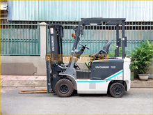 Xe nâng điện ngồi lái UNICARRIERS FB25-8