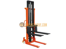 Xe nâng tay cao HS1030