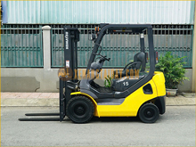 Xe nâng xăng KOMATSU FG15T-20