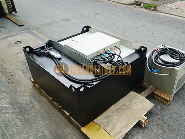 Ắc quy xe nâng lithium PKG PKGFF72460