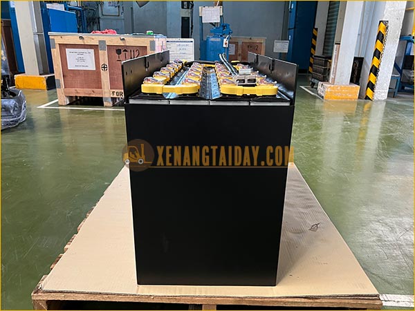 Bình điện xe nâng hiệu GS YUASA | Thương hiệu ắc quy xe nâng bền bỉ