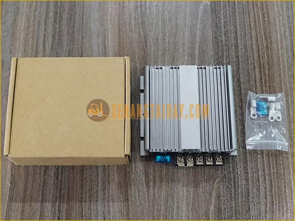 Bộ chuyển đổi 480W DC - DC 72V về 48V DAYGREEN A7D48C10