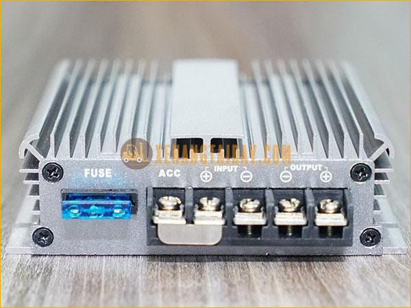Bộ chuyển đổi 480W DC - DC 72V về 48V DAYGREEN A7D48C10