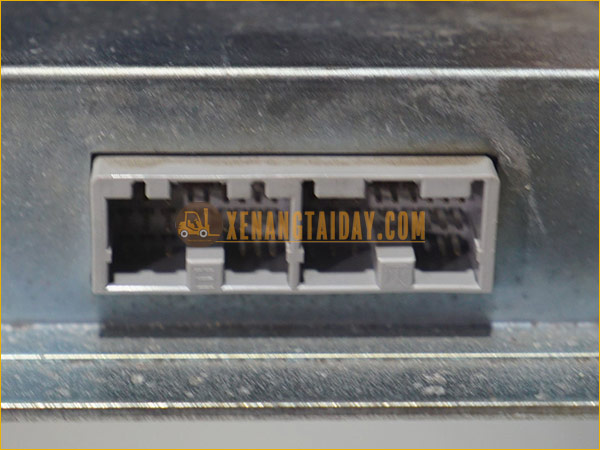Bo khiển xe nâng điện KOMATSU 3BA-48-71212