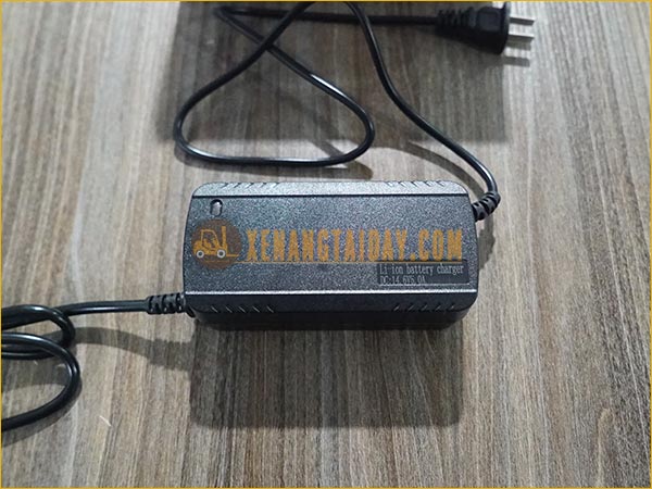 Bộ kích đề khởi động lithium di động | Chuyên kích đề nổ xe nâng, xe ô-tô, xe tải