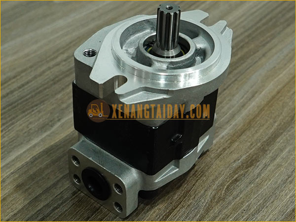 Bơm dầu thủy lực NT-KFP2227CSMSJ xe nâng dầu KOMATSU 2.5 tấn