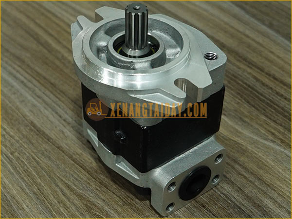 Bơm dầu thủy lực NT-KFP2227CSMSJ xe nâng dầu KOMATSU 2.5 tấn