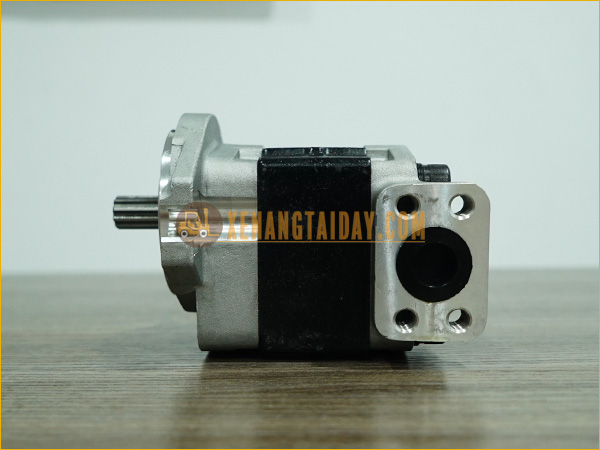 Bơm dầu thủy lực NT-KFP2227CSMSJ xe nâng dầu KOMATSU 2.5 tấn