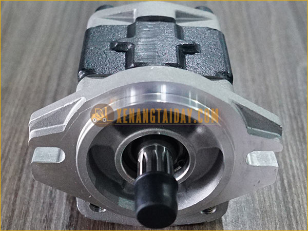 Bơm dầu thủy lực NT-KFP2332AFTS xe nâng dầu SUMITOMO 2 tấn
