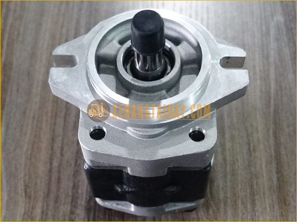 Bơm dầu thủy lực NT-KFP2332AFTS xe nâng dầu SUMITOMO 2 tấn