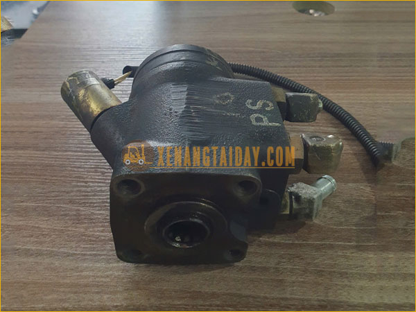 Boot lái xe nâng TOYOTA 2.5 tấn 7FB25