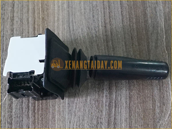 Cần số tự động xe nâng động cơ KOMATSU 1.5 - 3.5 tấn đời -16 trở lên
