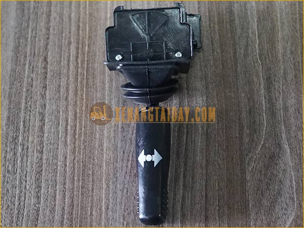 Cần số tự động xe nâng động cơ KOMATSU 1.5 - 3.5 tấn đời -16 trở lên