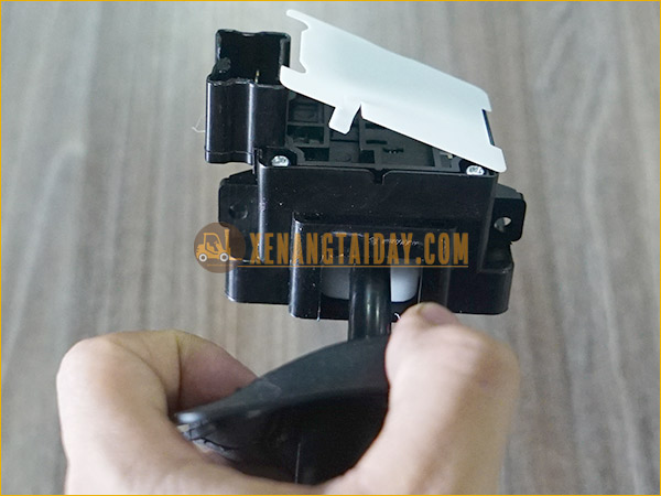 Cần số tự động xe nâng động cơ KOMATSU 1.5 - 3.5 tấn đời -16 trở lên