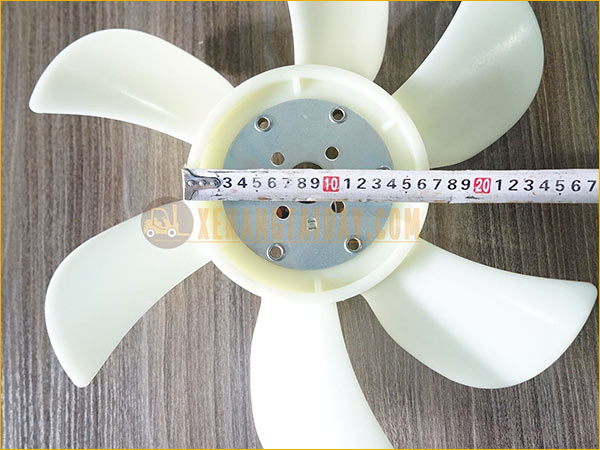 Cánh quạt tản nhiệt động cơ cho xe nâng TOYOTA