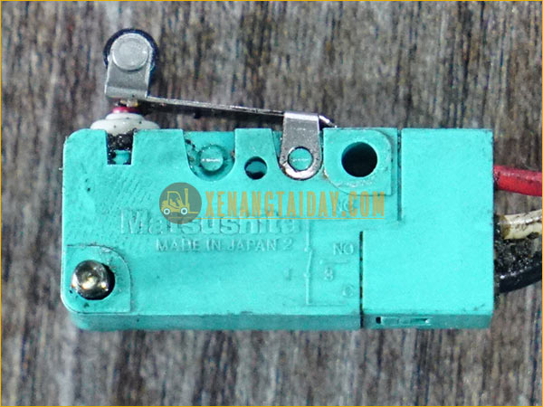Công tắc hành trình Matsushita 3A250V~AC - ABV19230 - 30107U