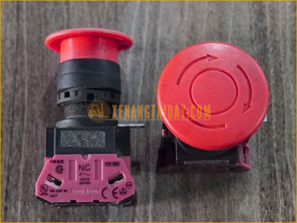 Công tắc khẩn cấp xe nâng điện