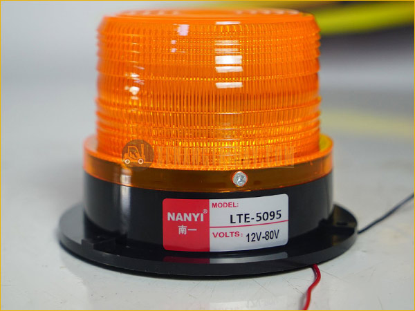 Đèn chớp xoay xe nâng LTE-5095